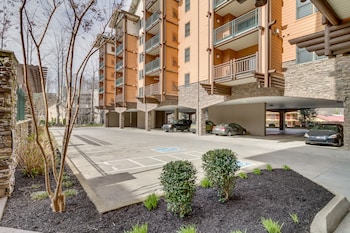 baskins creek condos