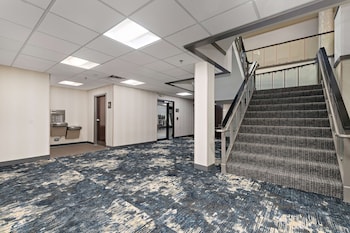 hampton inn kansas city downtown financial district