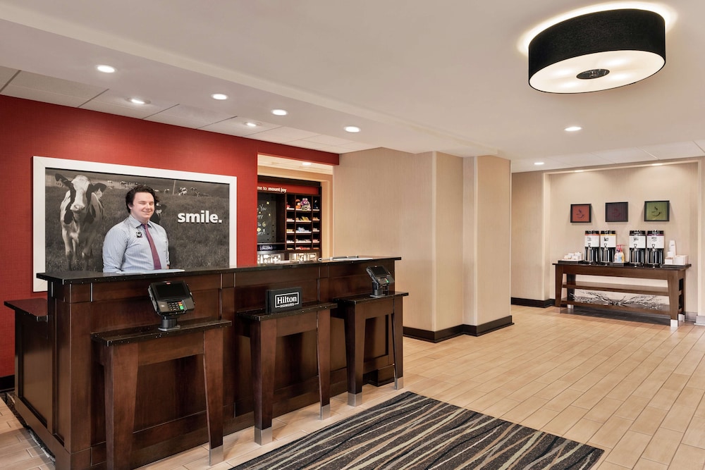 hampton inn and suites mount joy lancaster west