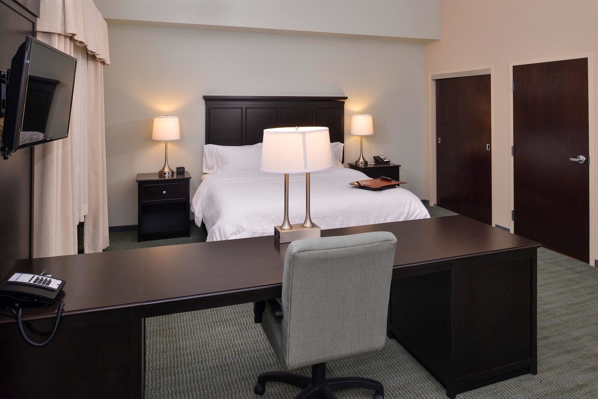 hampton inn and suites mount joy lancaster west