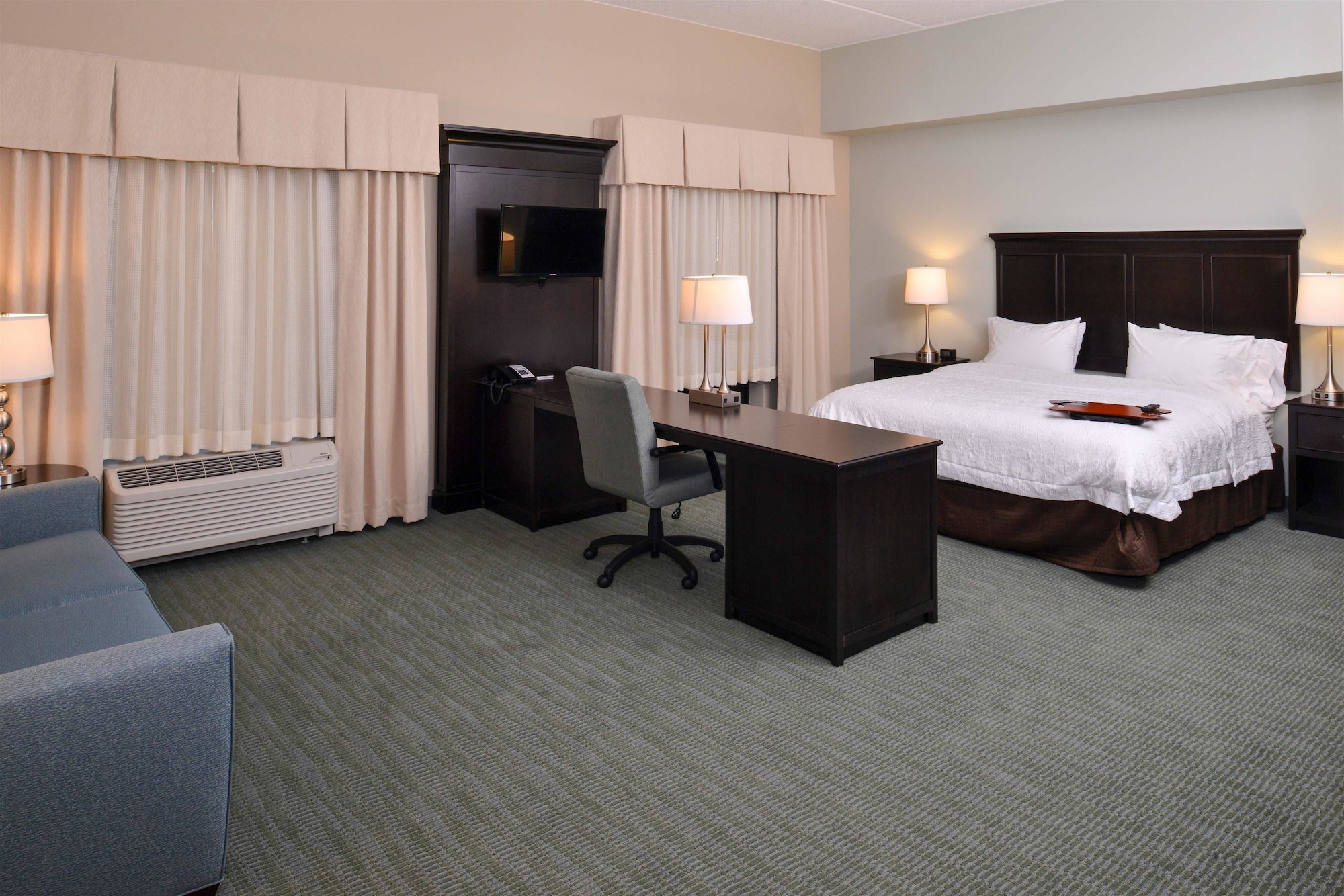hampton inn and suites mount joy lancaster west