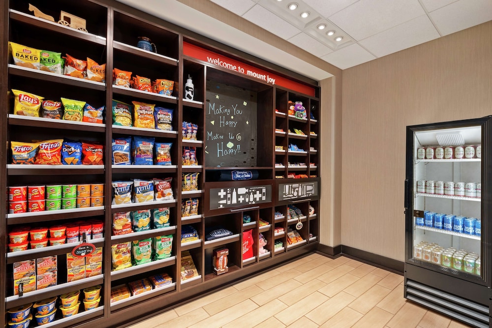 hampton inn and suites mount joy lancaster west