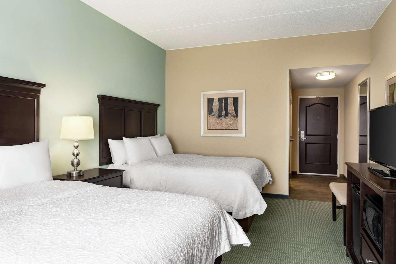 hampton inn and suites mount joy lancaster west