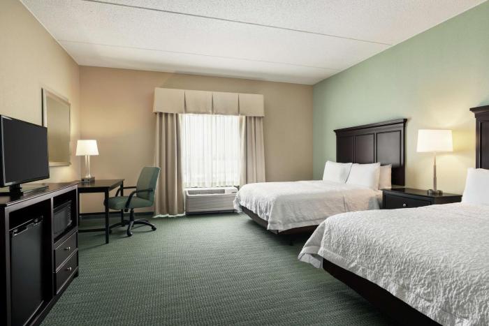 hampton inn and suites mount joy lancaster west