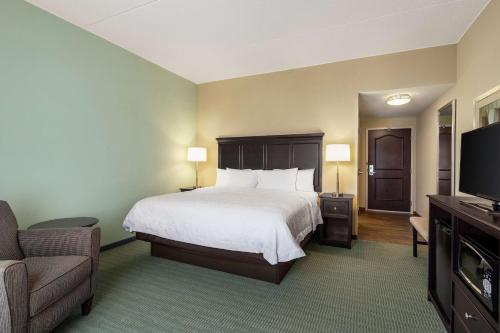 hampton inn and suites mount joy lancaster west