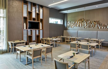 ac hotel atlanta buckhead at phipps plaza