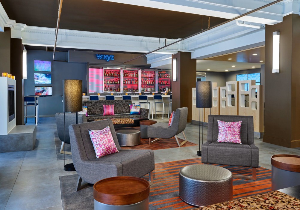 aloft houston downtown