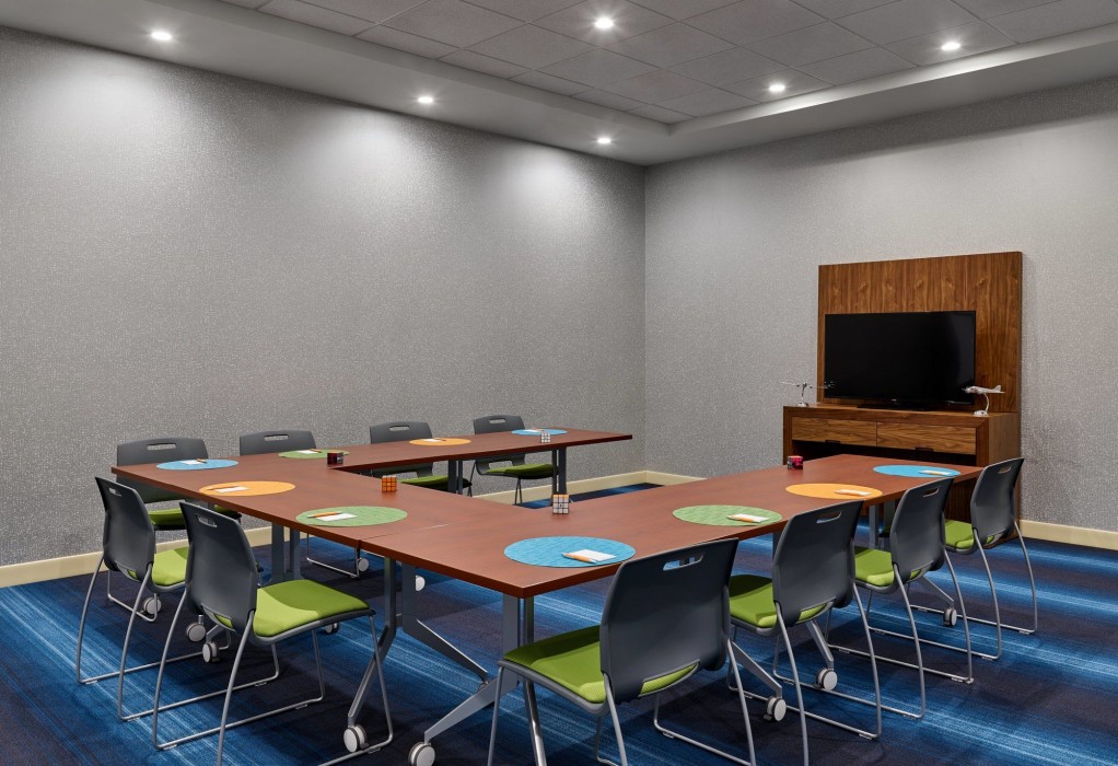 aloft houston downtown