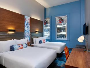 aloft houston downtown