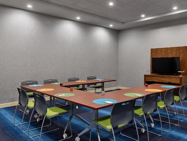 aloft houston downtown