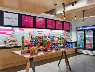 aloft houston downtown