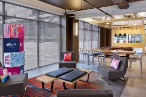 aloft houston downtown
