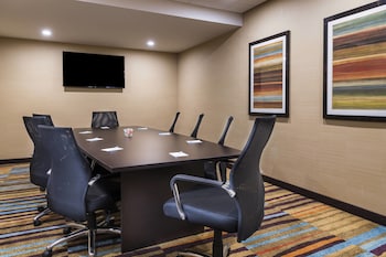 Fairfield Inn & Suites By Marriott Dallas Waxahachie,Waxahachie>>Ellis County,3 star