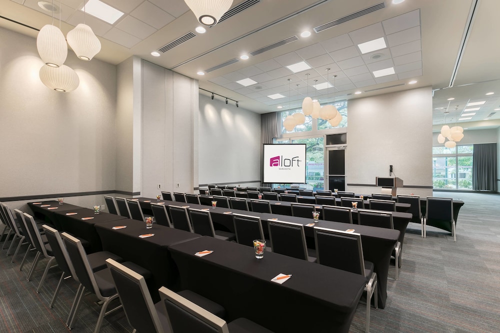 aloft sarasota