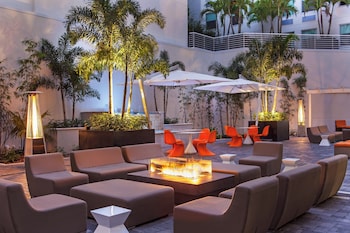 aloft sarasota