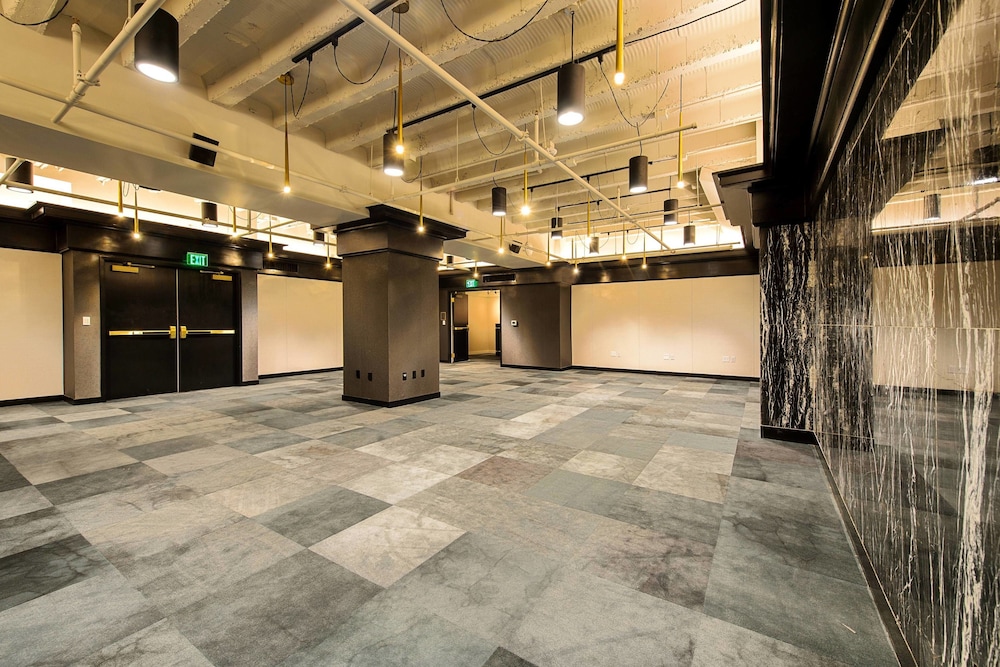 watermark baton rouge autograph collection