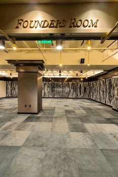 watermark baton rouge autograph collection