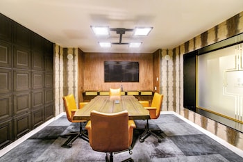 watermark baton rouge autograph collection