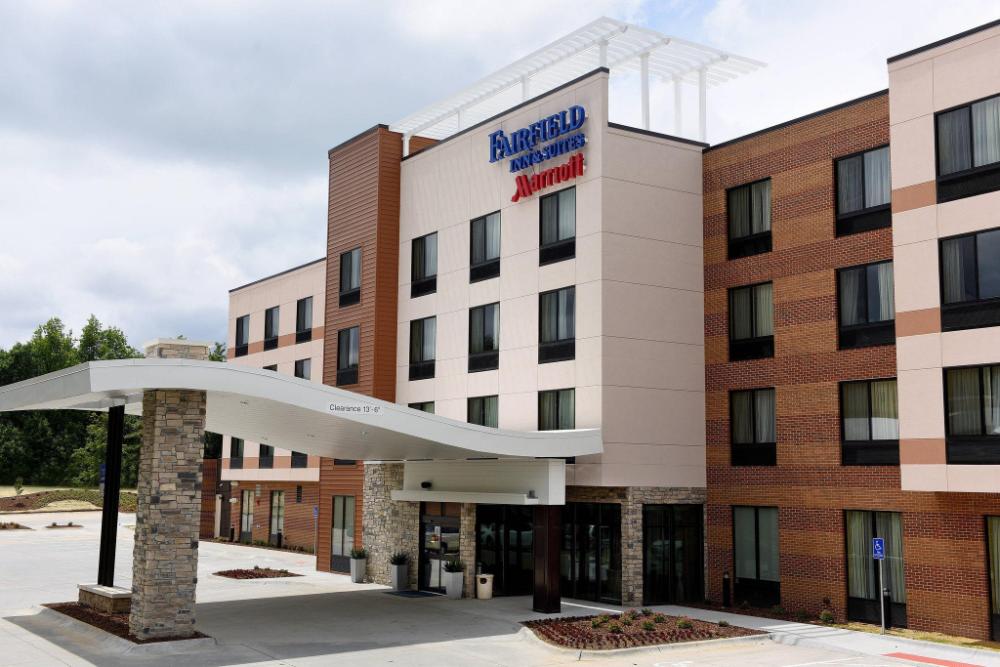 fairfield inn and suites by marriott omaha west