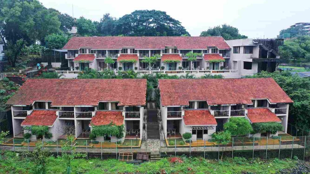 manas resort with petting zoo