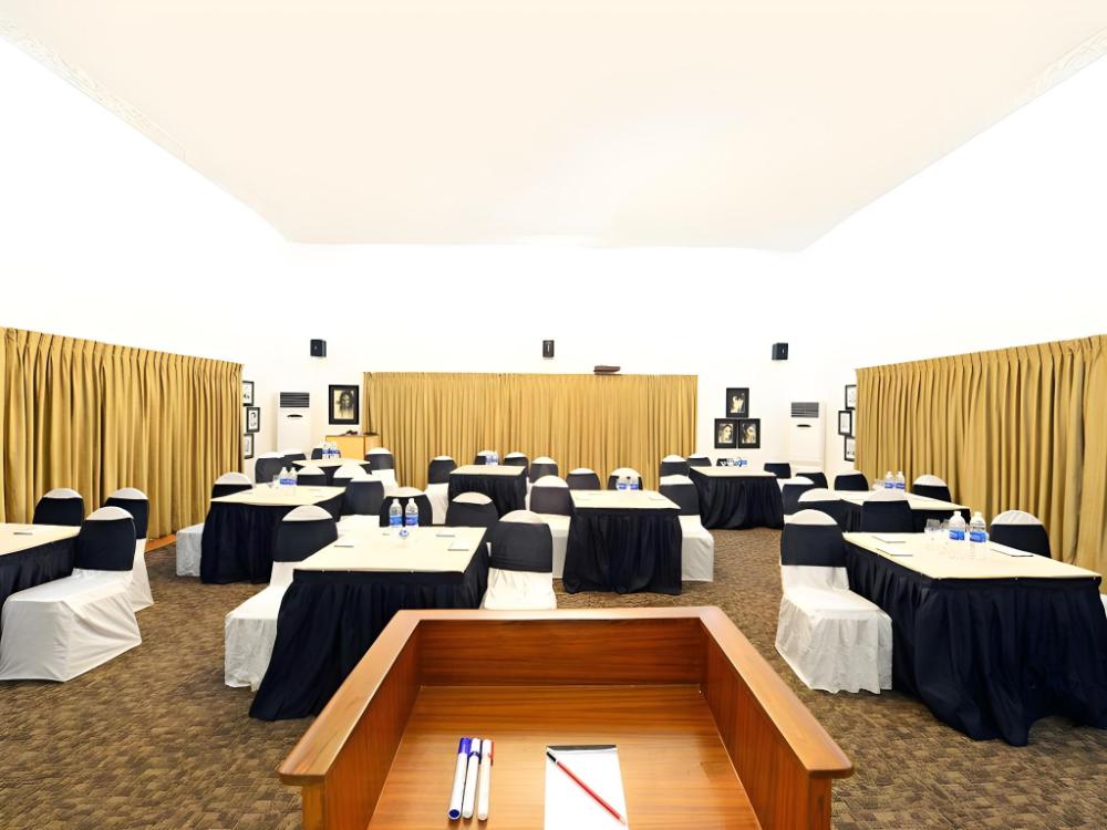 manas resort with petting zoo