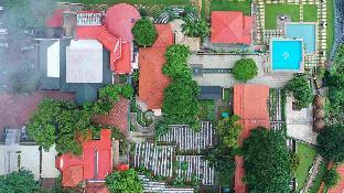 manas resort with petting zoo