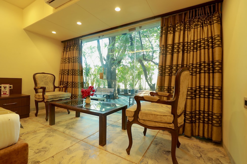 manas resort with petting zoo