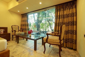 manas resort with petting zoo