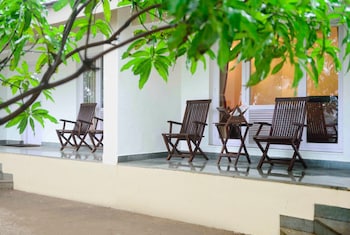 manas resort with petting zoo