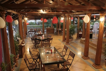 manas resort with petting zoo