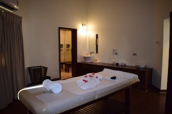 manas resort with petting zoo