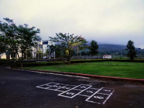 dewdrops boutique retreat igatpuri