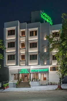 hotel apex surat