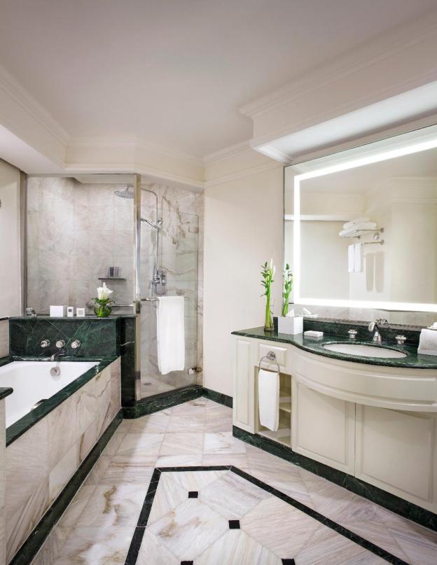 jw marriott surabaya