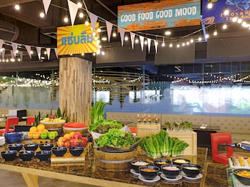 novotel bangkok on siam square