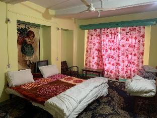 Hotel Embassy ,Dalgate,3 star