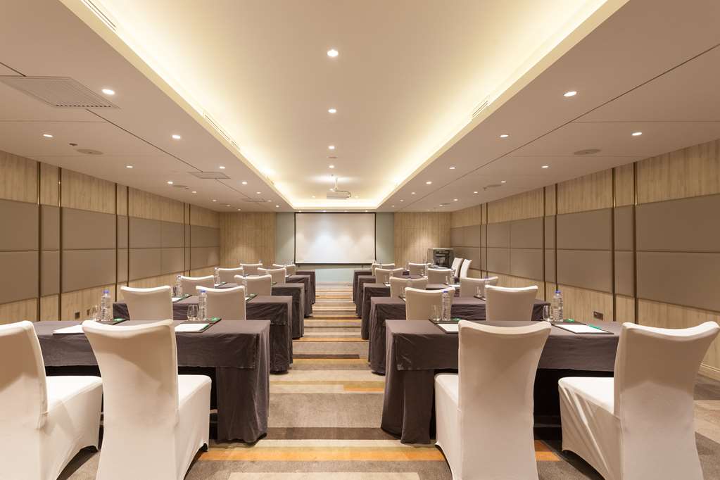 radisson exhibition center shanghai