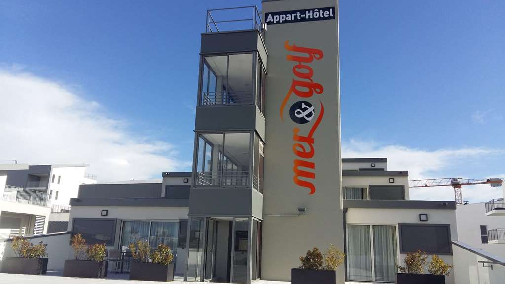 appart hotel mer and golf city bassins a flot