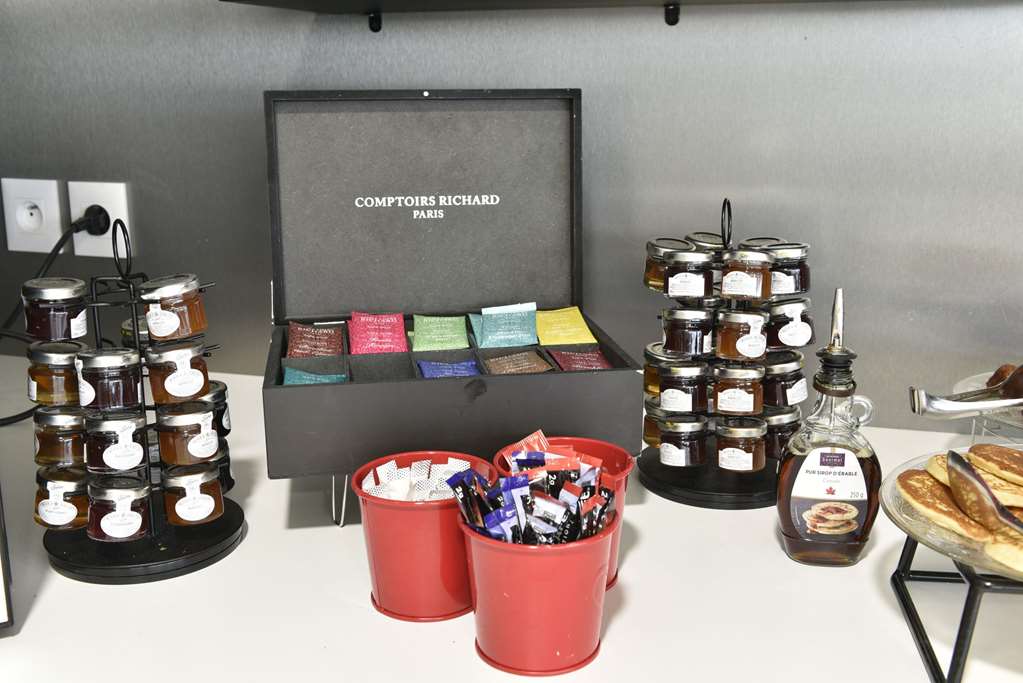 appart hotel mer and golf city bassins a flot