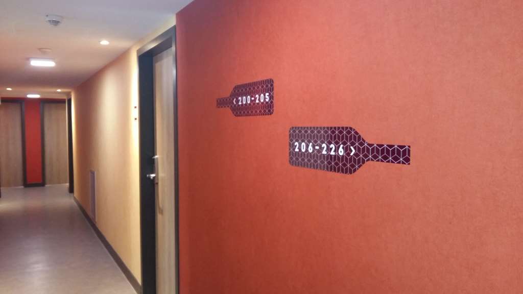 appart hotel mer and golf city bassins a flot