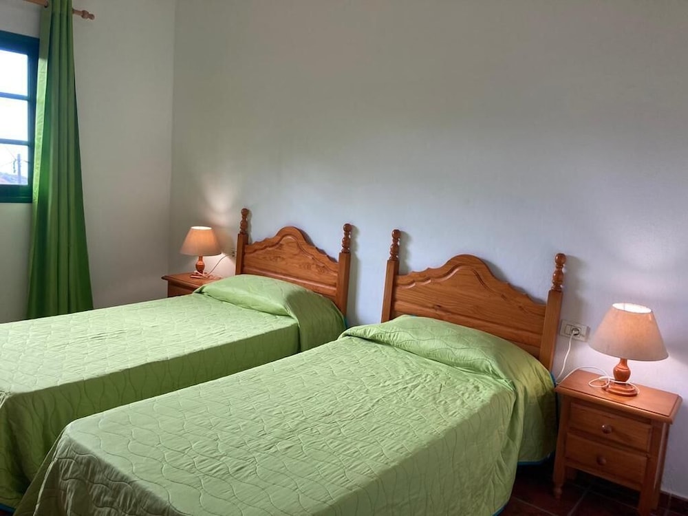 casas rurales amparo las hayas