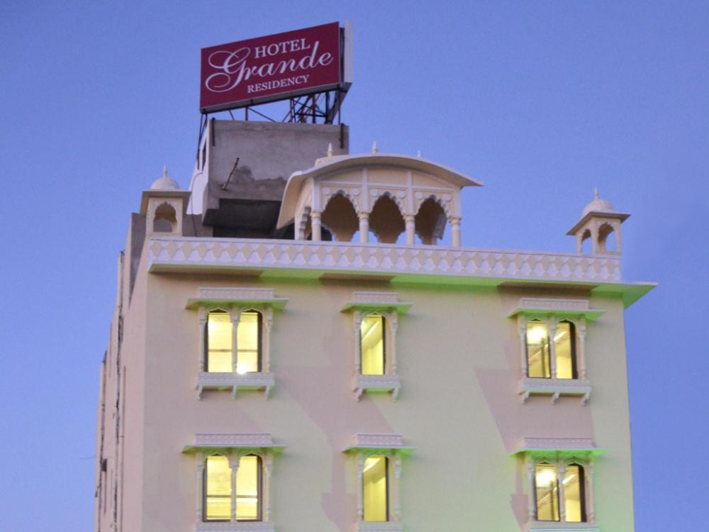 hotel grande residency