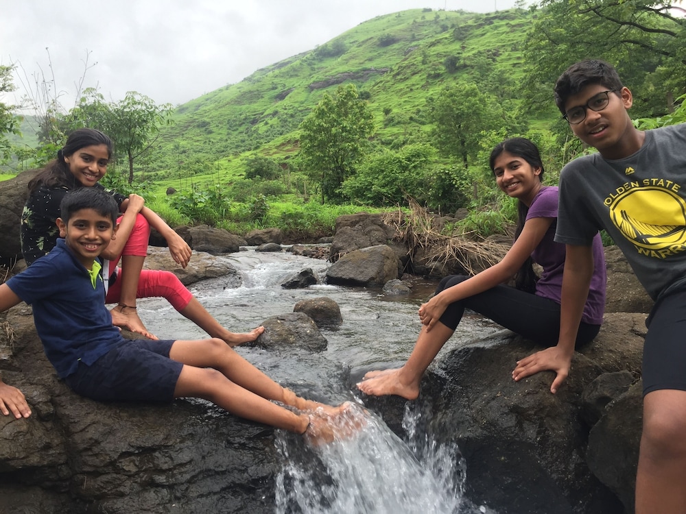 Modi's Resort Karjat,Karjat>>Chaul,3.5 star