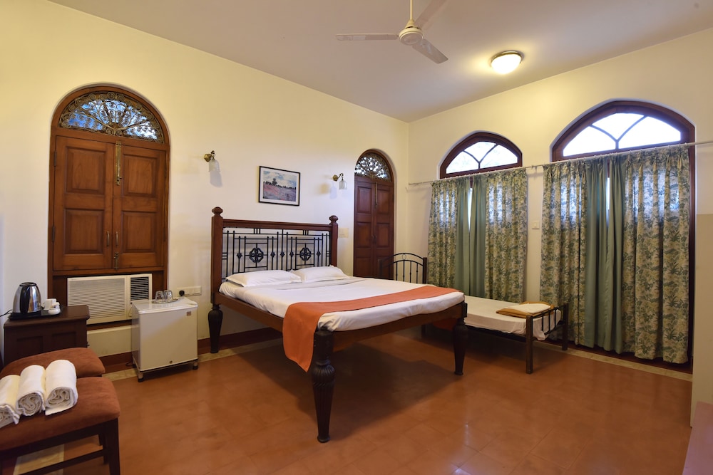 Modi's Resort Karjat,Karjat>>Chaul,3.5 star
