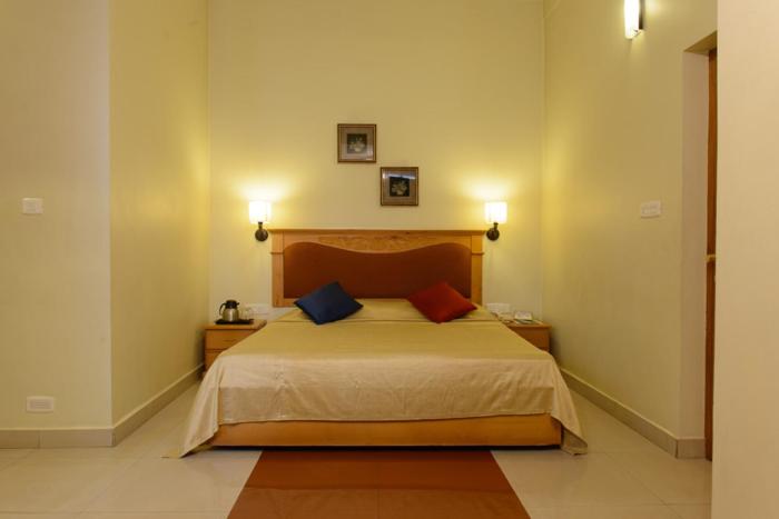 club 7 hotel