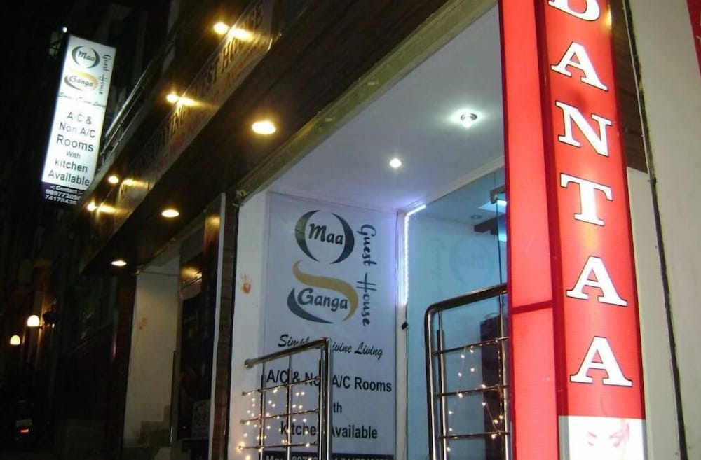 bluestays hostel