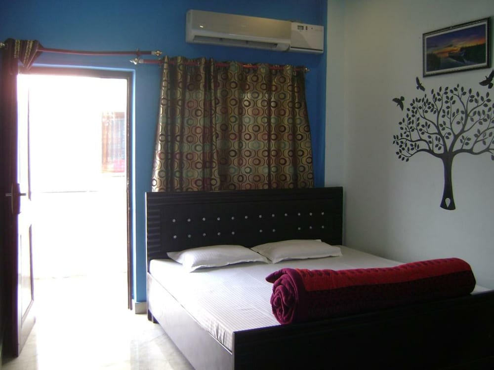 bluestays hostel