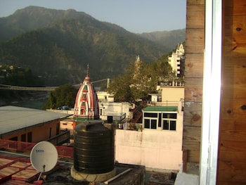 bluestays hostel