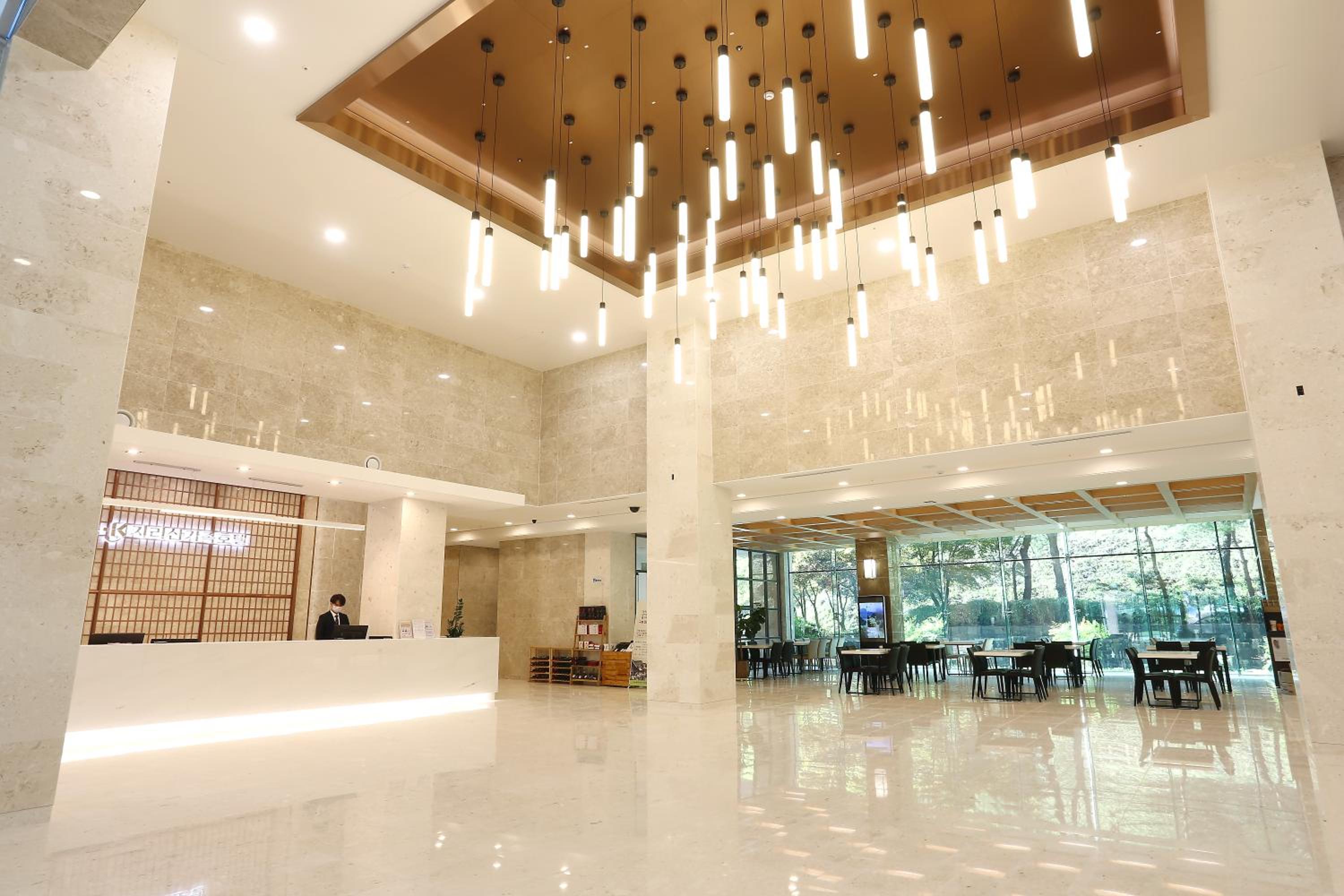 the k jirisan family hotel