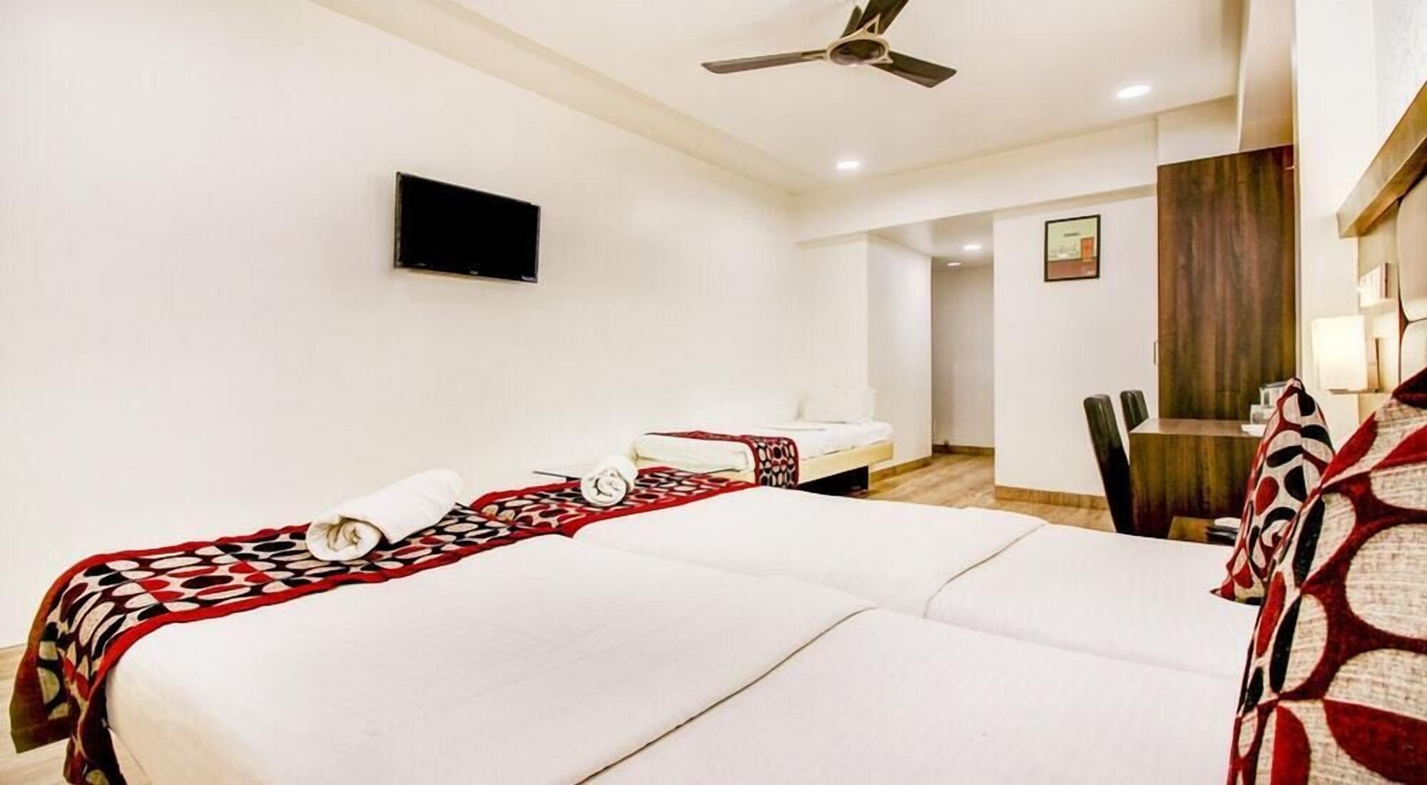 hotel krishna avtar stay inn
